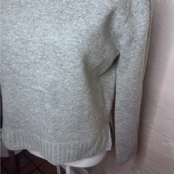 Jenni Kayne Everyday Sweater - Picture 8 of 10